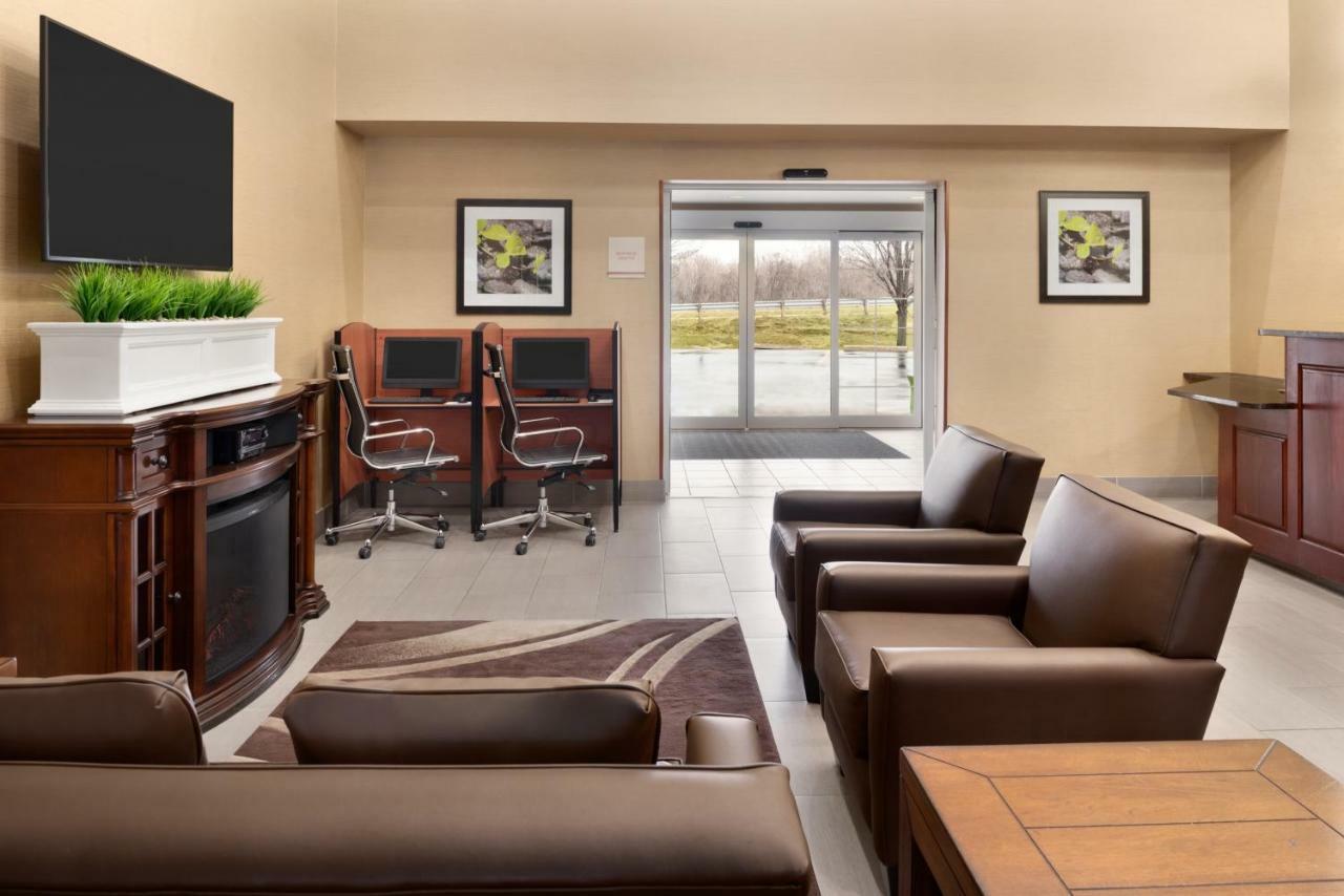 Hawthorn Suites By Wyndham Oak Creek/Milwaukee Airport Ngoại thất bức ảnh